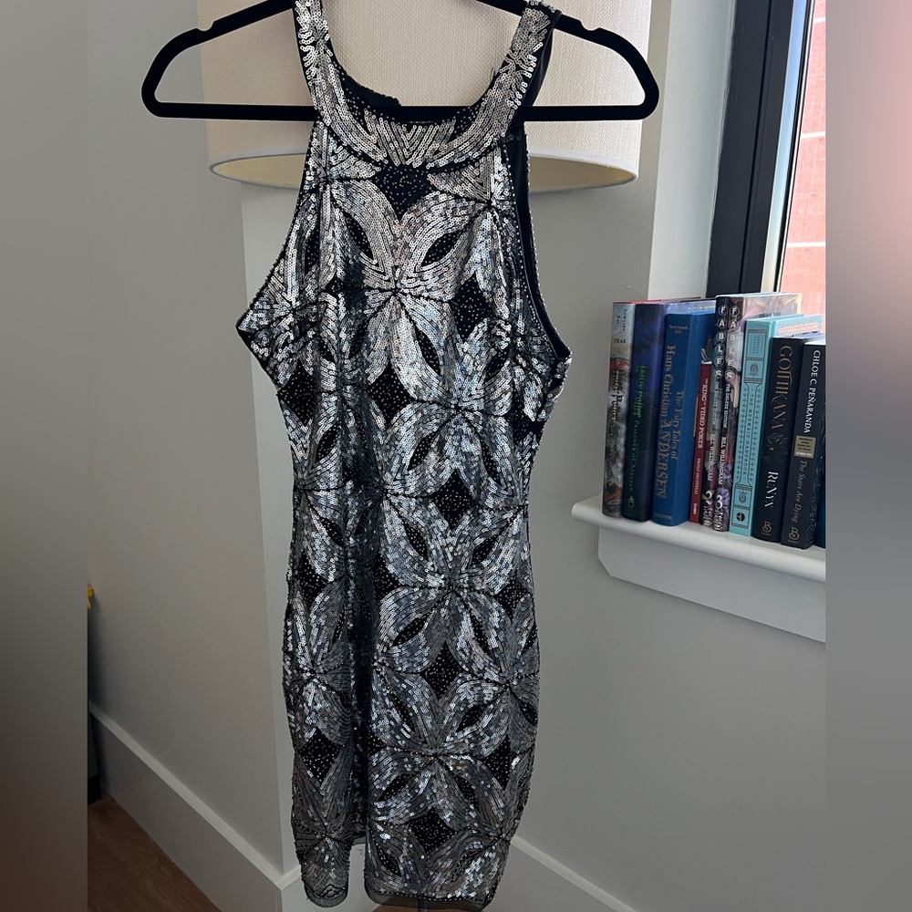 NWT 1920s glamorous fully sequined cocktail Gatsby party dress | XS - Picture 3 of 4